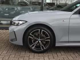 BMW 3-Serie (2023) thumbnail 4