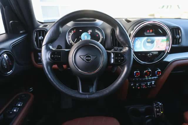 MINI Countryman (2022) thumbnail 3