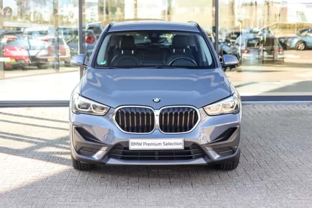 BMW X1 (2022) thumbnail 5