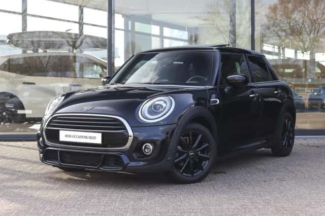 MINI Hatchback (2021) thumbnail 1