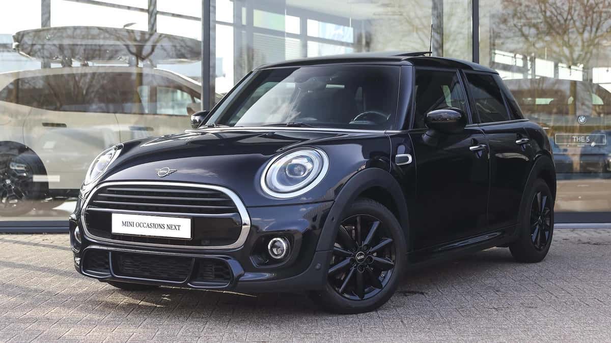MINI Hatchback (2021) — foto 1