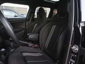 MINI Hatchback (2021) thumbnail 13