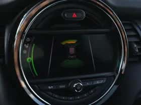MINI Hatchback (2021) thumbnail 18