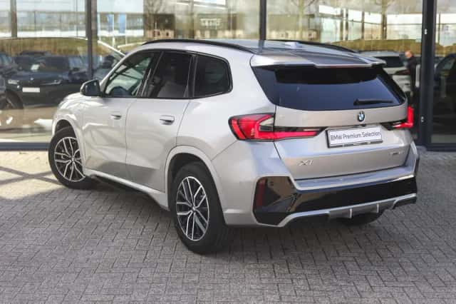 BMW X1 (2025) thumbnail 2