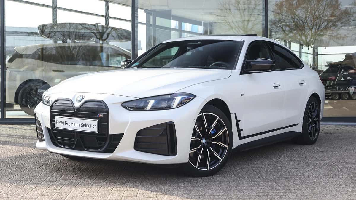 BMW i4 (2025) — foto 1