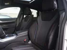 BMW i4 (2025) thumbnail 12