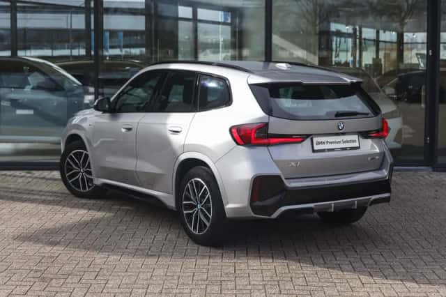 BMW X1 (2025) thumbnail 2