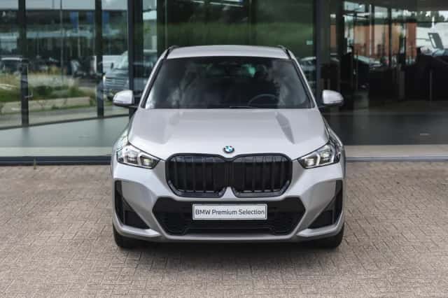 BMW X1 (2025) thumbnail 5