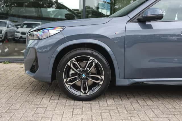 BMW X1 (2025) thumbnail 4