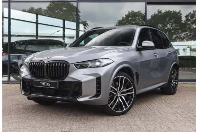 BMW X5 (2026) thumbnail 1