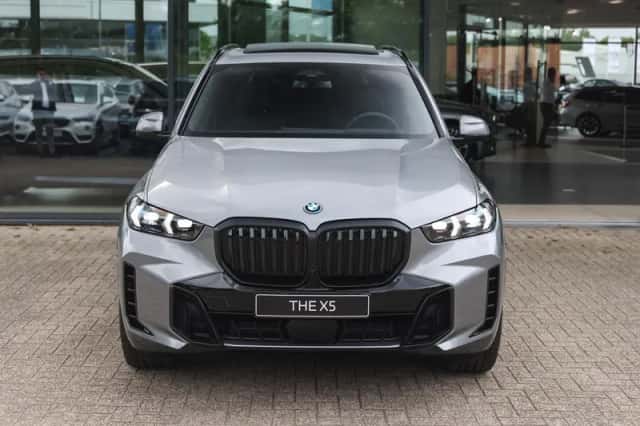 BMW X5 (2026) thumbnail 6