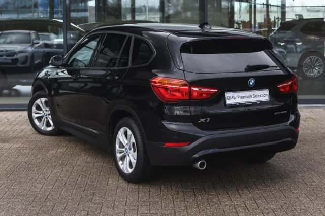 BMW X1 (2022) thumbnail 2