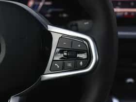 BMW i4 (2026) thumbnail 16