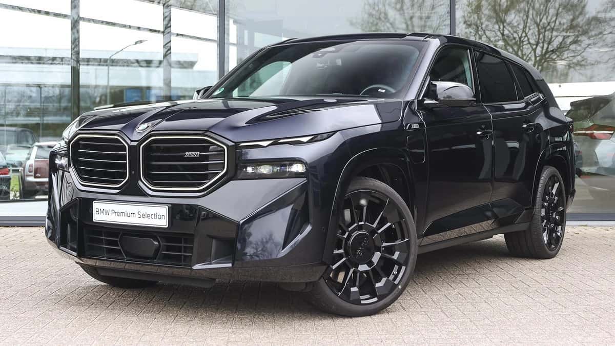 BMW XM (2025) — foto 1