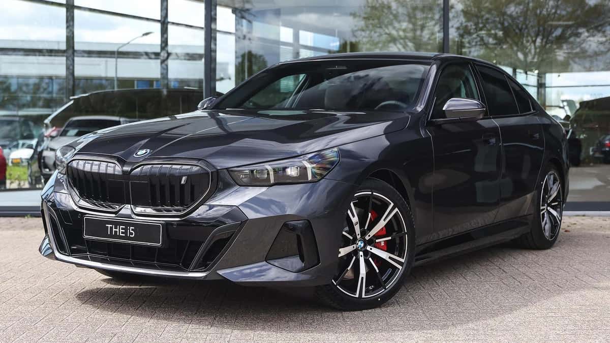 BMW i5 (2026) — foto 1