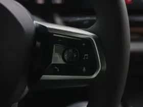 BMW i5 (2026) thumbnail 15