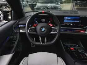 BMW M5 (2025) thumbnail 3