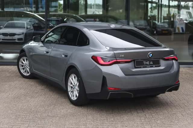 BMW i4 (2026) thumbnail 2