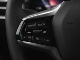 BMW i4 (2026) thumbnail 12