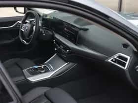 BMW i4 (2026) thumbnail 8