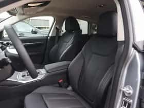 BMW i4 (2026) thumbnail 9