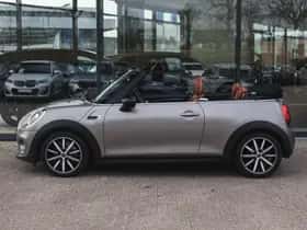 MINI Cabrio (2018) thumbnail 7