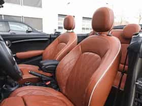 MINI Cabrio (2018) thumbnail 8