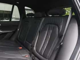 BMW X5 (2023) thumbnail 12