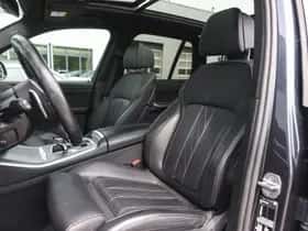 BMW X5 (2023) thumbnail 13