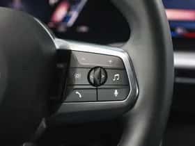 BMW iX1 (2025) thumbnail 13