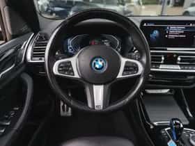 BMW iX3 (2021) thumbnail 3