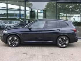 BMW iX3 (2021) thumbnail 8