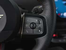 MINI Hatchback (2024) thumbnail 12