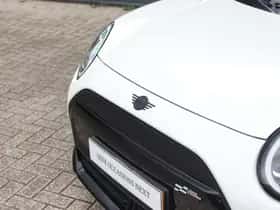 MINI Hatchback (2024) thumbnail 24
