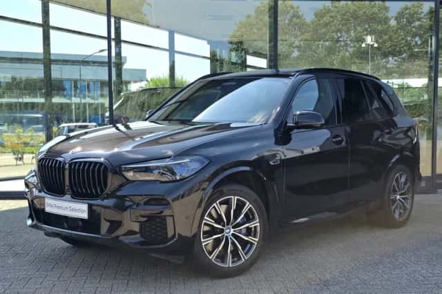 BMW X5 (2022) thumbnail 1
