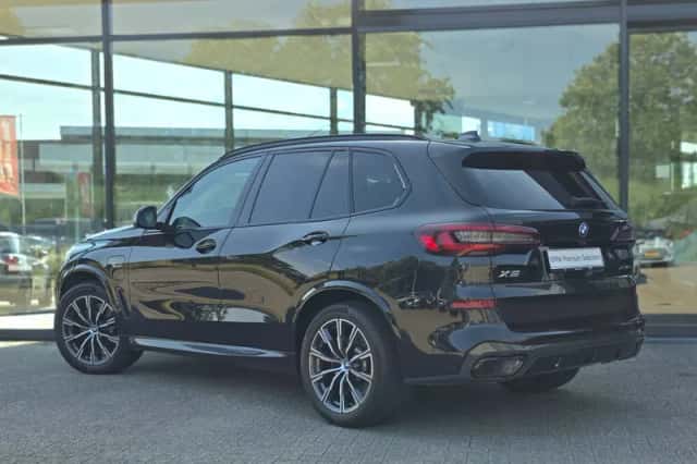 BMW X5 (2022) thumbnail 4