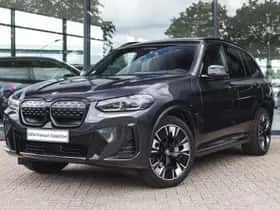 BMW iX3 (2023)