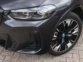 BMW iX3 (2023) thumbnail 32