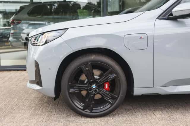 BMW X3 (2026) thumbnail 4