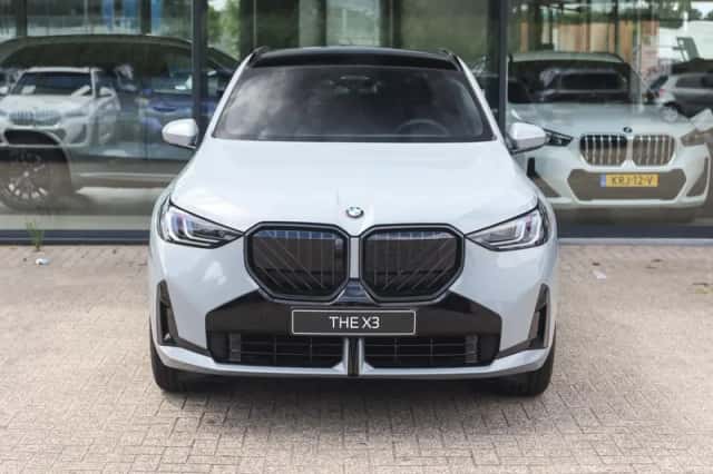 BMW X3 (2026) thumbnail 5