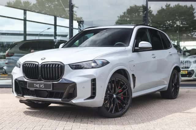 BMW X5 (2026) thumbnail 1