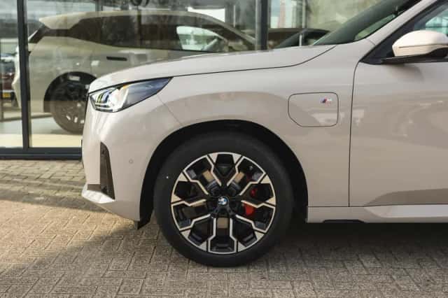 BMW X3 (2026) thumbnail 4