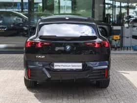 BMW iX2 (2026) thumbnail 6