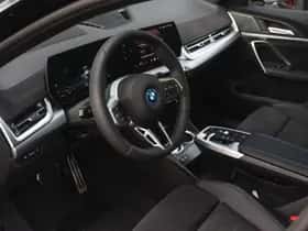 BMW iX2 (2026) thumbnail 9