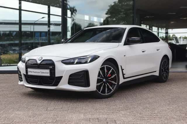 BMW i4 (2025) thumbnail 1