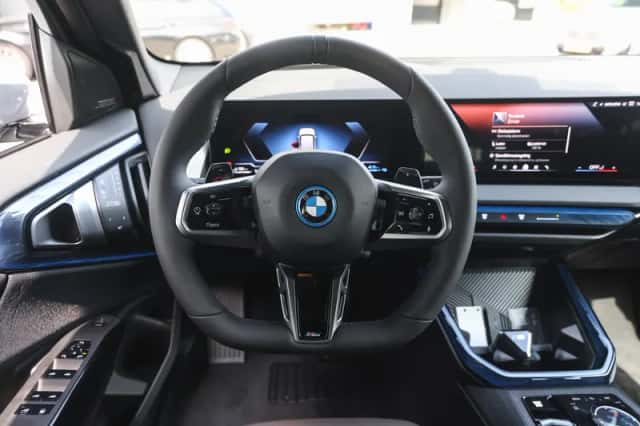 BMW X3 (2026) thumbnail 3