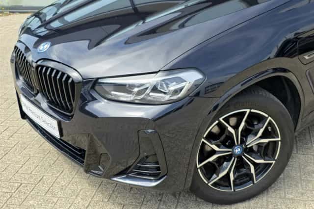 BMW X3 (2022) thumbnail 6