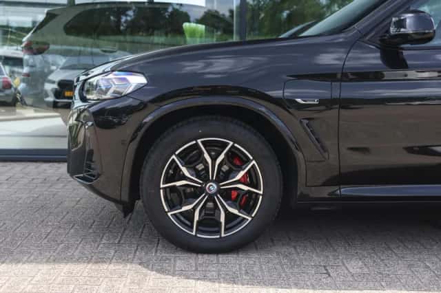 BMW X3 (2022) thumbnail 4