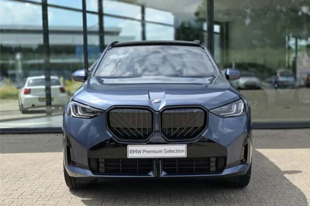 BMW X3 (2026) thumbnail 2