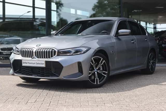 BMW 3-Serie (2023) thumbnail 1